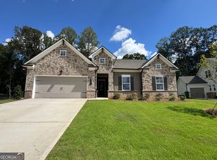 232 Rosewood Park Dr, Hoschton, GA 30548