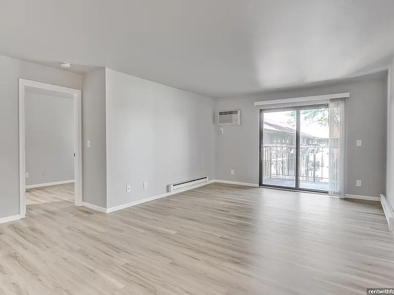 The Edge Community - 100 W. Walnut St. — Photo 37