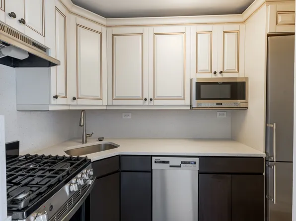 417 East 57th Street 22D image 1 of 12