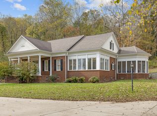 820 Holly Ave, South Pittsburg, TN 37380