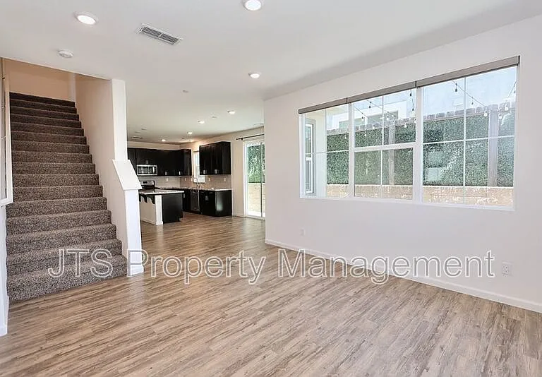 3217 Sunny Gate Ln — Photo 15