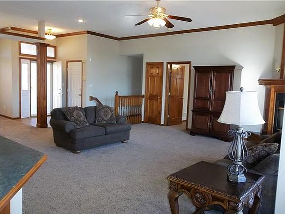 3rd image of 3217 S Prescott Ave