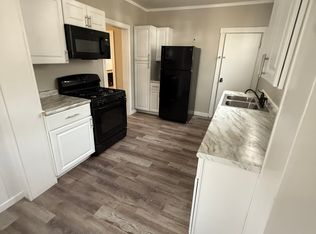 4562 Clearview Ave, Cincinnati, OH 45205