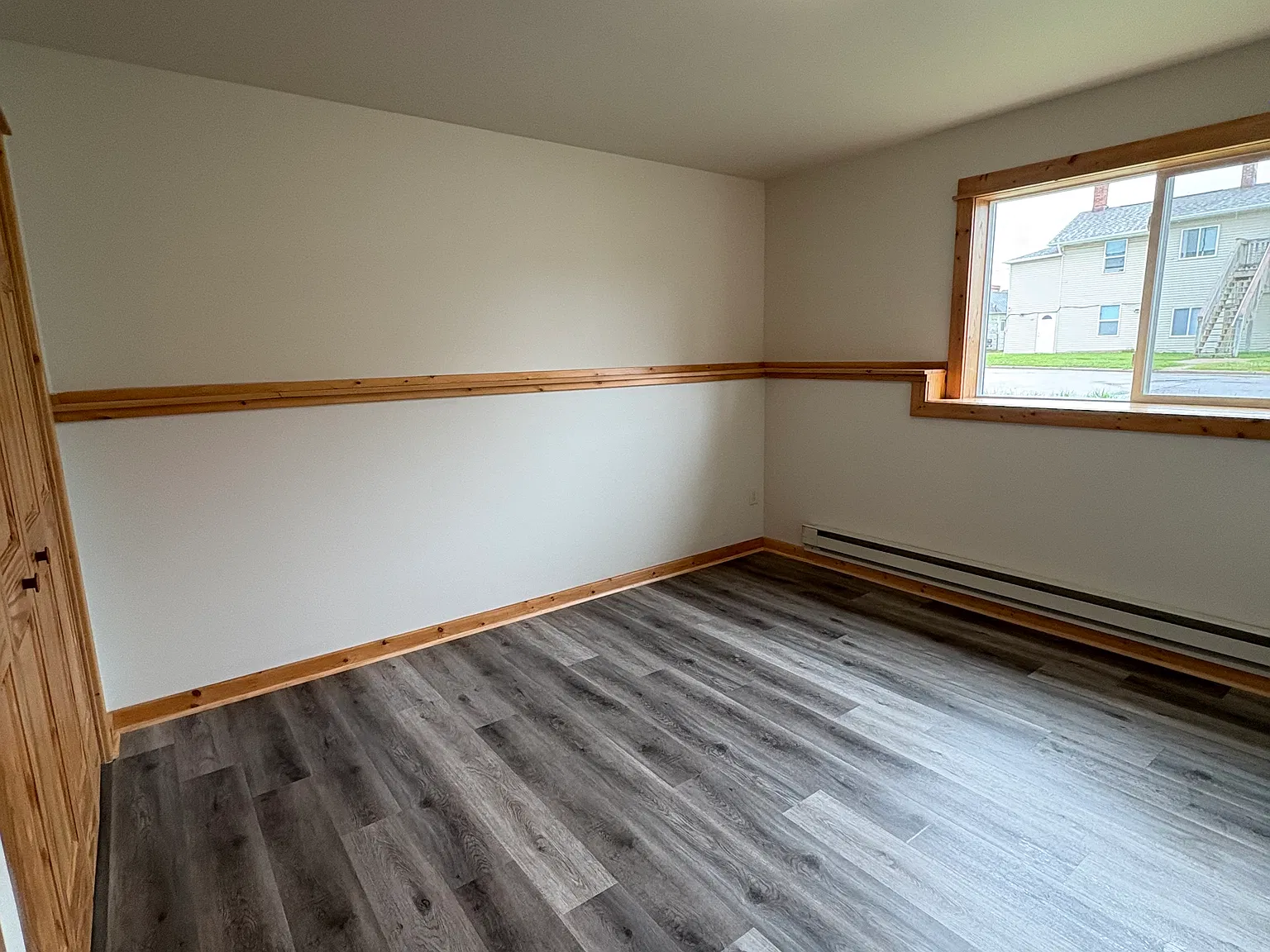 3 bed, 950 sqft, $1,275 — Photo 4
