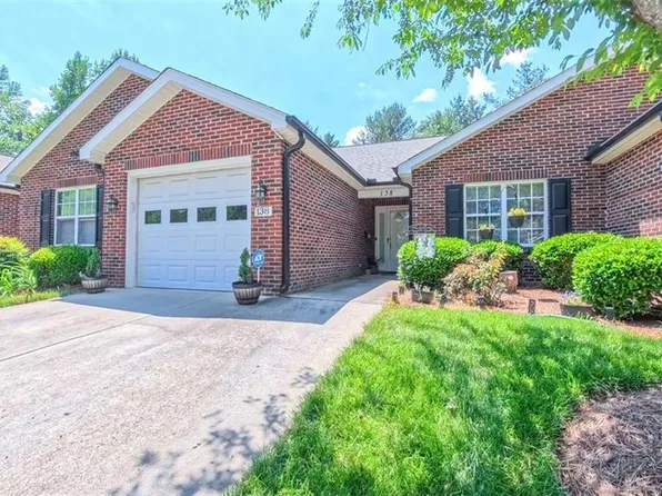 138 Wyndham Ct, High Point, NC 27265