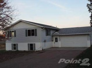 504 S Langdon St, Mitchell, SD 57301