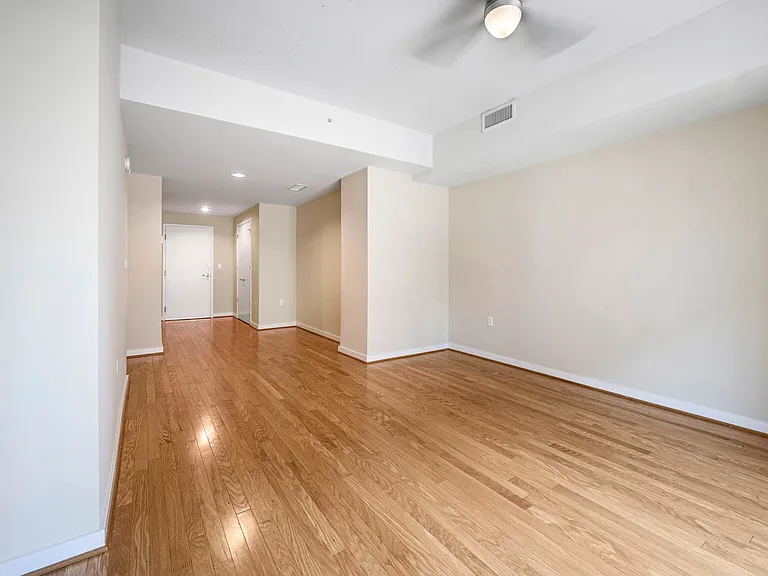 875 N Street Apartments — Photo 7