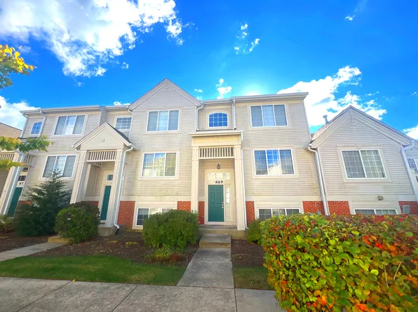 669 S Rosehall Ln #669, Round Lake, IL 60073