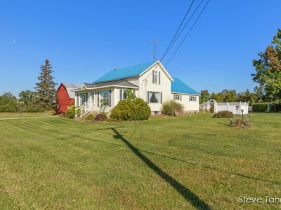 5394 W Stanton Rd, Stanton, MI, 48888
