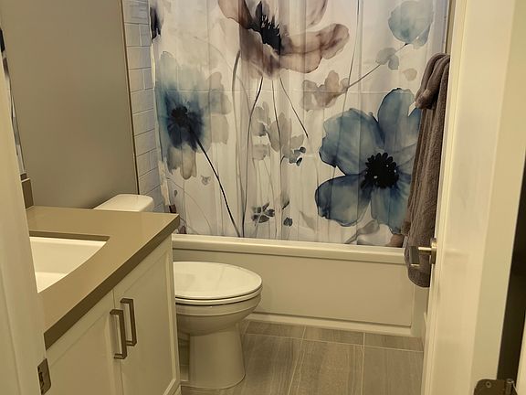 2nd bathroom