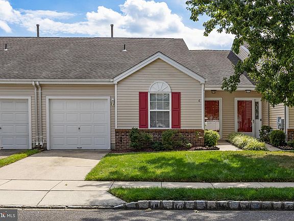 2nd image of 6 Clifford Dr