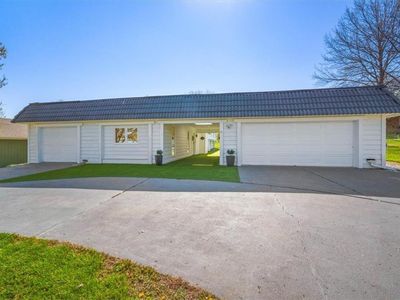 112 Lawrence Ave, Lawrence, KS, 66049