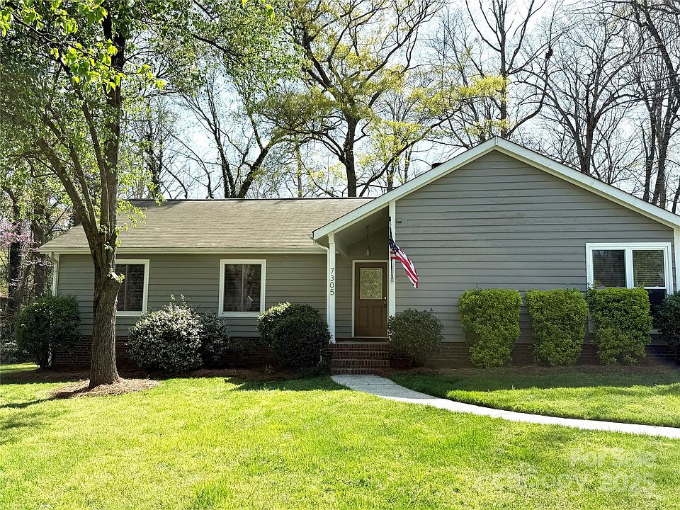 1st image of 7305 Park Vista Cir