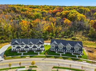 693 E Foster Rd, Iowacity, IA 52245