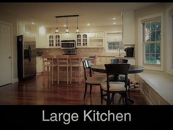 5th image of 53043 Cedar Lake Ct