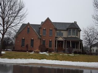 8468 E Ridge Dr, Pleasant Prairie, WI 53158