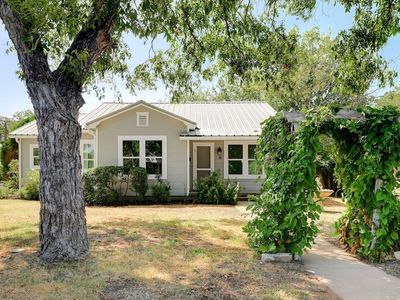 611 N Adams St, Fredericksburg, TX, 78624