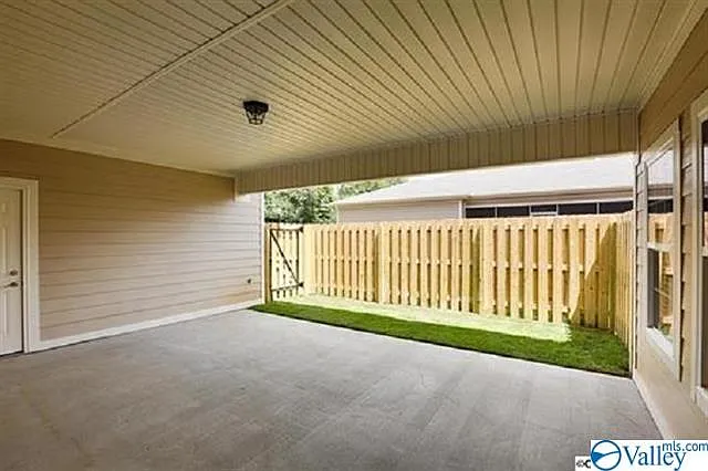 110 Moore Farm Cir NW — Photo 3