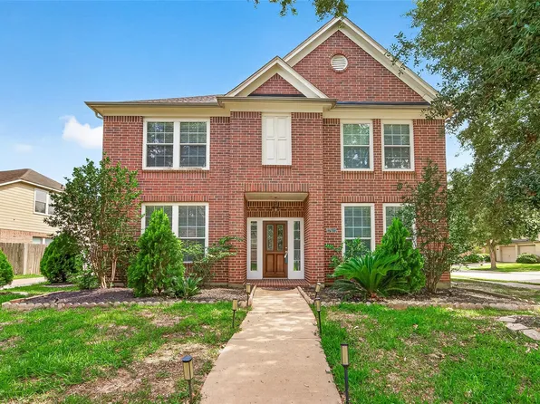 17611 Haywood Oaks Dr, Houston, TX 77095