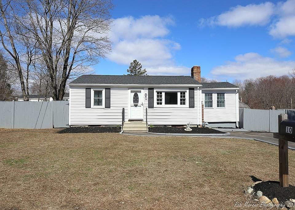 10 Doris St, Groveland, MA 01834 | Zillow