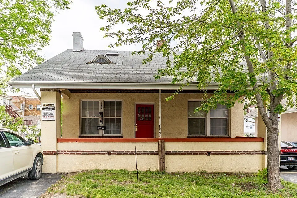 1105 Hamilton Way — Photo 1