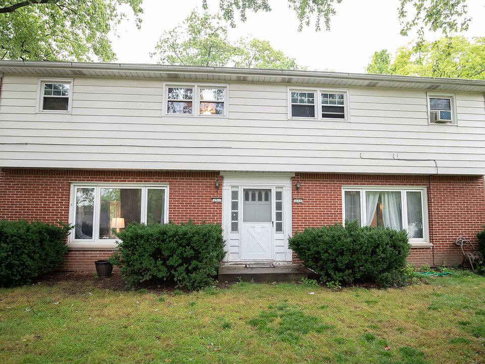 1st image of 251 N 116th St #253
