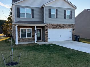 841 Magnolia Ridge Dr, Blountville, TN 37617