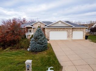 4385 N 350 W, Pleasant View, UT 84414