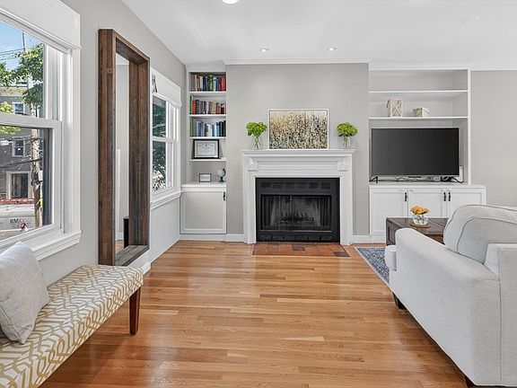 2nd image of 67 Sullivan St #3