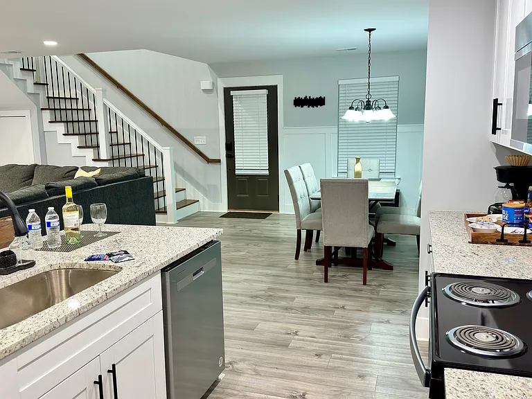 2393 Highpoint Rd — Photo 99