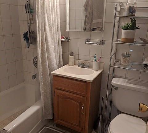 4th image of 2600 E 21st St APT 6F