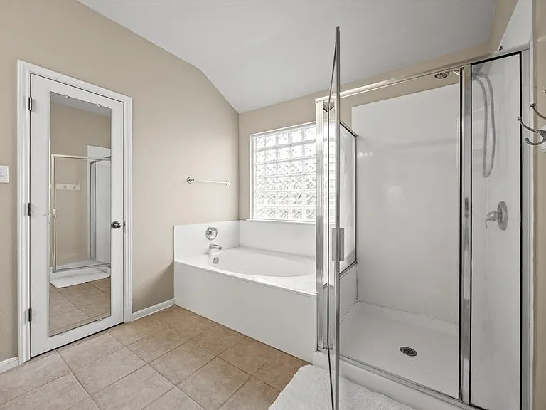 2306 Caprock Pl — Photo 19