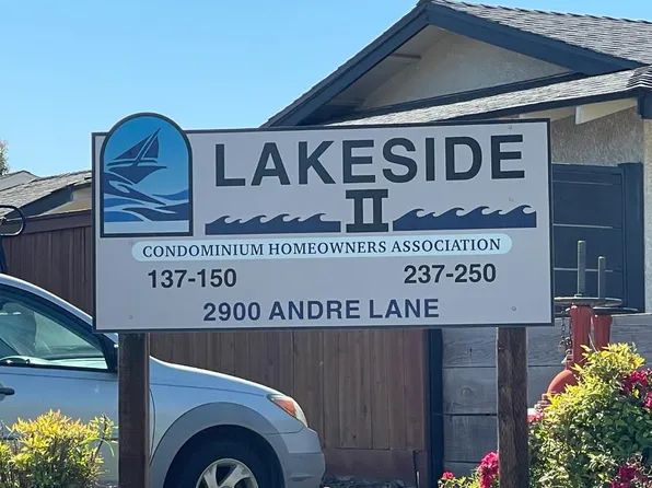 2900 Andre Ln APT 243, Turlock, CA 95382