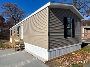 7055 Quarry Rd #14, Amherst, OH 44001