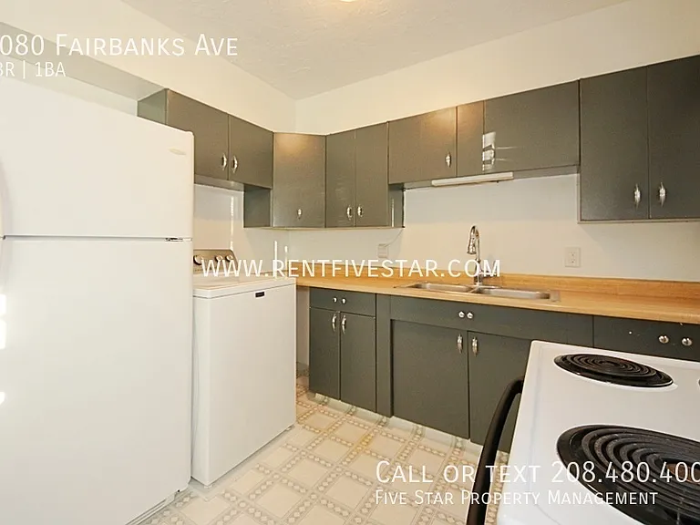 1080 Fairbanks Ave — Photo 4