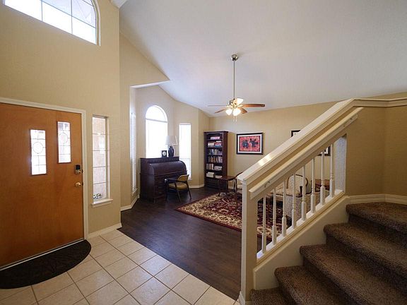 3rd image of 1312 Clay Basket Cir
