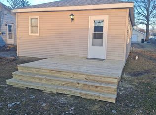 708 N Madison St, Lincoln, IL 62656