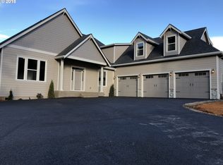 14865 Henrici Rd, Oregon City, OR 97045