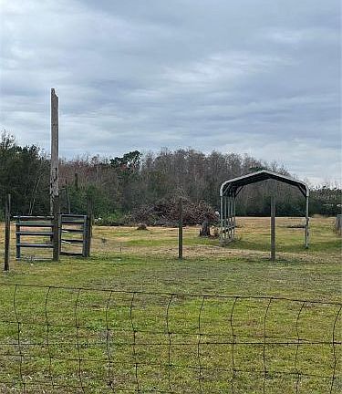 4th image of Packard Ave