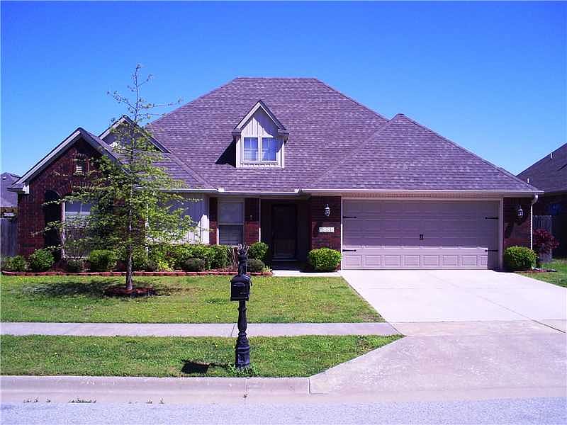 1st image of 3628 W Donnington Dr