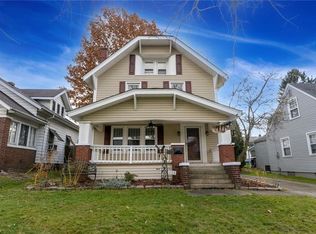 228 Crescent Dr, Akron, OH 44301
