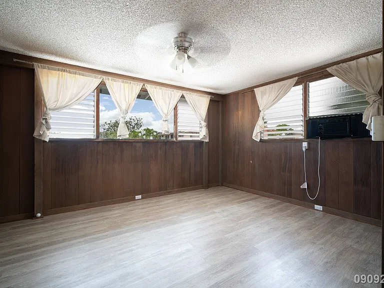1341 Komo Mai Dr #B — Photo 18