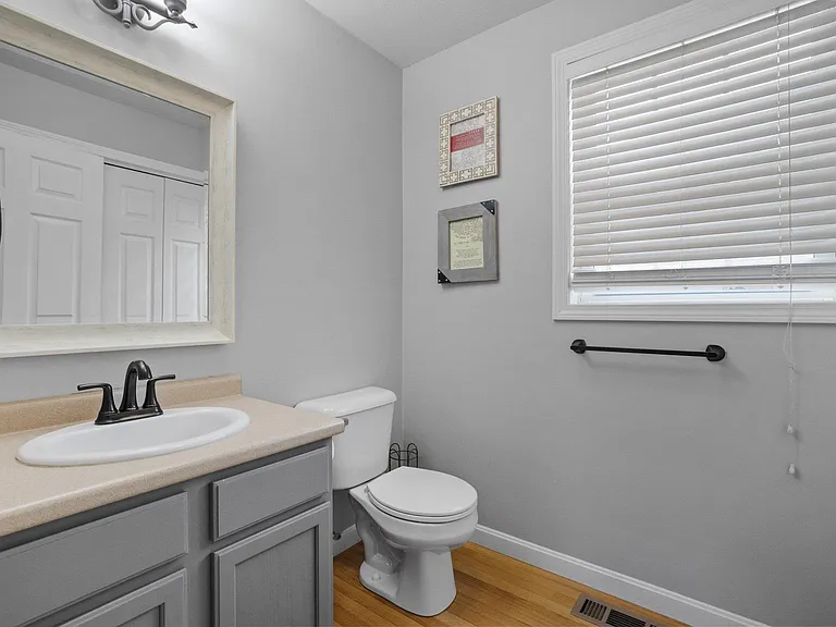 131 Forest Hill Way — Photo 24