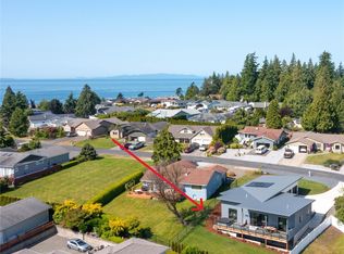 8068 Niska Rd, Blaine, WA 98230