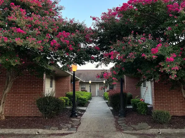 1401 Lakewood Dr APT 8, Jonesboro, AR 72404