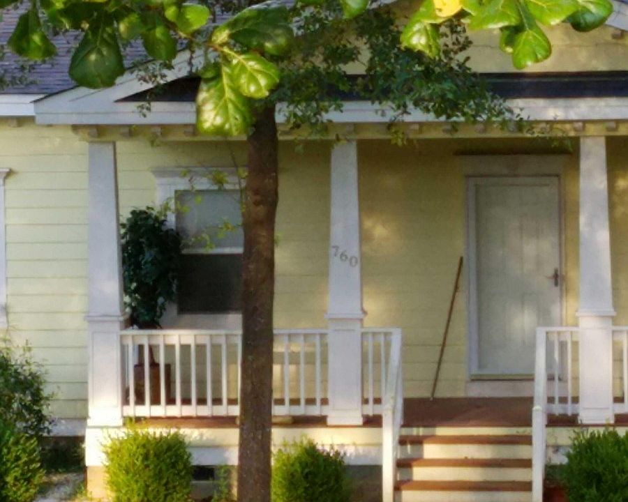 2nd image of 716 Bill Avery Rd