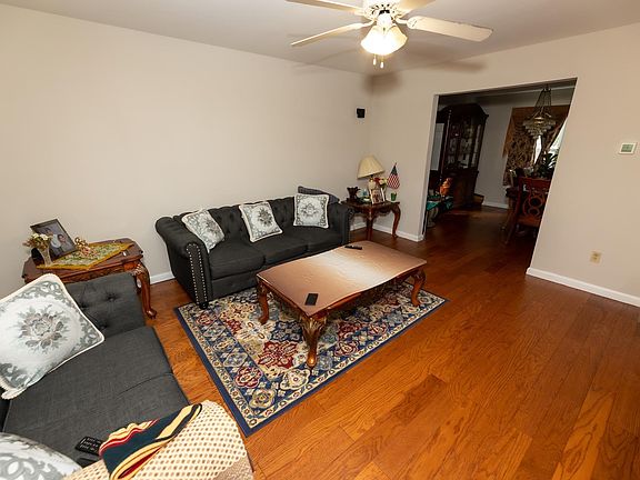 4th image of 16 W McKinley Ave