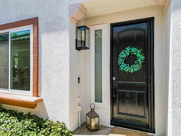 3rd image of 2802 Golf Villa Way