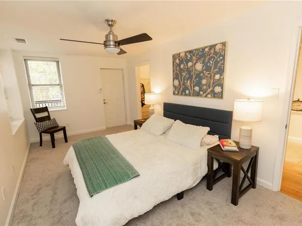 5350 Pershing Ave APT 2A, Saint Louis, MO 63112