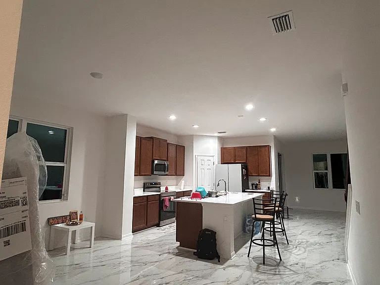 Sky Lakes Dr — Photo 7